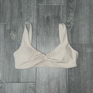 Buffbunny twisted sports bra